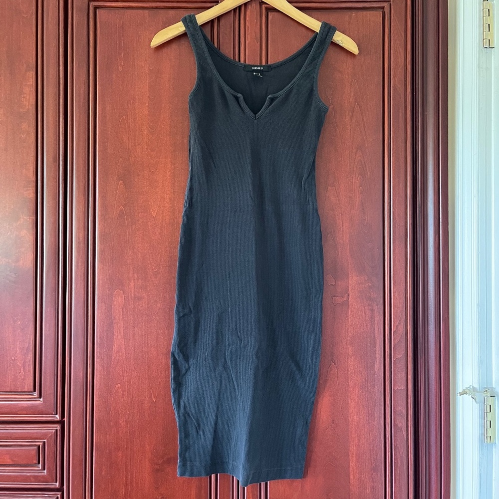 Black midi dress